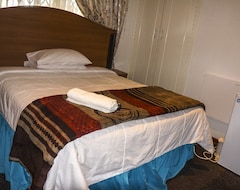 Bed & Breakfast ACN International Regency Lodge & Conference Venue (Kempton Park, Etelä-Afrikka)