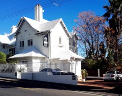 Hotel Ashby Manor Guest House (Sea Point, South Africa)