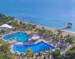 The Fives Beach Hotel & Residences (Playa del Carmen, México)