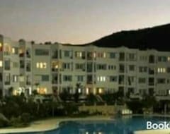 Hele huset/lejligheden Apartamento Marina Smir jawhara smir2. (Agia Marina, Grækenland)
