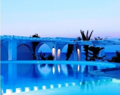 Hotelli Thalassa Sea Side Resort & Suites (Kamari, Kreikka)