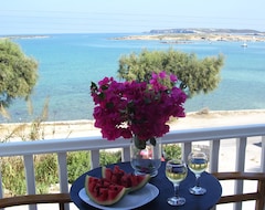 Hotel Roussos Beach (Naoussa, Greece)