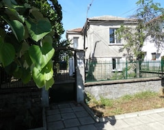 Cijela kuća/apartman Detached Bulgarian House in the village of Marinka - 5 minutes from the Sea (Bourgas, Bugarska)