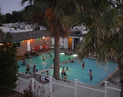 Khách sạn Tropic Island Resort (Port Aransas, Hoa Kỳ)