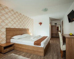 Hotel Nova Residence (Popeşti-Leordeni, Rumanía)