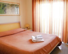 Khách sạn Hotel Blu (San Nicola Manfredi, Ý)