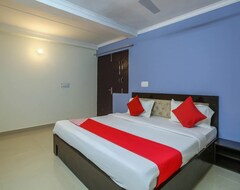 Hotel OYO 61001 Noida View (Noida, India)