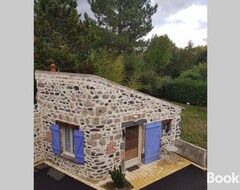 Toàn bộ căn nhà/căn hộ Maisonnette En Pierre Independante De 20 M2 (Saint-Cirgues-sur-Couze, Pháp)