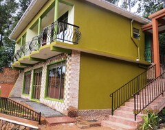 Entire House / Apartment Bunyonyi Is A Travelers Paradise Located At Lake Bunyonyi (Kabale, Uganda)