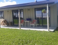 Cijela kuća/apartman Westwood Beach Cottage...minutes From The Beach (Charleston, Novi Zeland)