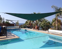 Tüm Ev/Apart Daire Front Beach 3 Bedrooms Villa, Huge Heated Swimming Pool 15x5x10 Meters L Shape (Polis, Kıbrıs)