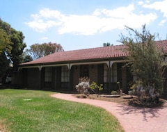 Hotel Jessica'S Place - Spacious Accommodation Located In The Heart Of Mclaren Vale (McLaren Vale, Australien)
