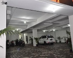 Khách sạn Dparagon Ijen Nirwana - Room 4 (Malang, Indonesia)