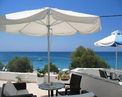Khách sạn Deep Blue (Agios Prokopios, Hy Lạp)