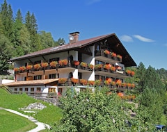 Hotel Landhaus Sonnenbichl (Mittenwald, Germany)