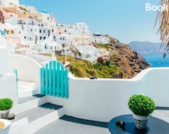 Otel Blessed Blue Boutique Cave Suite (Oia, Yunanistan)