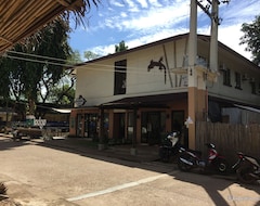 Khách sạn Coron Ecolodge (Coron, Philippines)