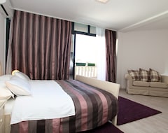 Khách sạn Hotel Bellevue Trogir (Trogir, Croatia)