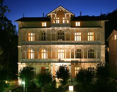 Khách sạn Romantik Roewers Privathotel & Spa (Sellin, Đức)