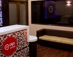 Hotelli OYO 8759 Hotel Adore Palace (Mumbai, Intia)