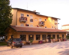 Khách sạn Hotel Lugana Parco Al Lago (Sirmione, Ý)