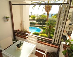 Hotelli Homeholidaysrentals Apartamento Canet Playa L - Costa Barcelona (Canet de Mar, Espanja)