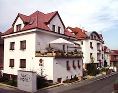 Khách sạn Hotel Regina (Praha, Cộng hòa Séc)