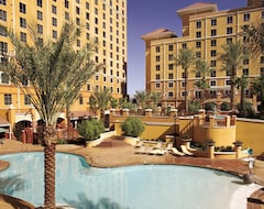 Hotel Wyndham Grand Desert: Mediterranean-Style In The Heart Of Las Vegas! (Las Vegas, USA)