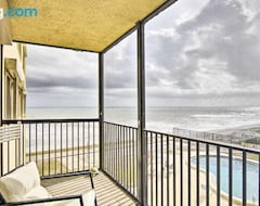 Casa/apartamento entero Oceanfront Getaway With Satellite Beach Views! (Merritt Island, EE. UU.)