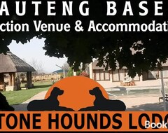 Khách sạn Stone Hounds Lodge (Magaliesburg, Nam Phi)