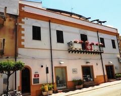 Khách sạn Casa Orlando (Terrasini, Ý)