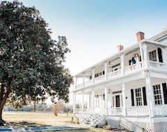 Toàn bộ căn nhà/căn hộ Magnolia Manor: A Historic Bed And Breakfast And Venue (Latta, Hoa Kỳ)