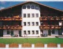 Otel Ferienwohnung Luxner (Achenkirch, Avusturya)