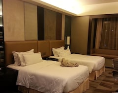 Khách sạn Wuhan Royal Suites & Towers (Wuhan, Trung Quốc)