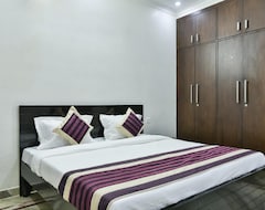 Hotel Greno House (Greater Noida, India)