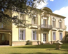 Khách sạn Chateau Du Puits Es Pratx (Ginestas, Pháp)