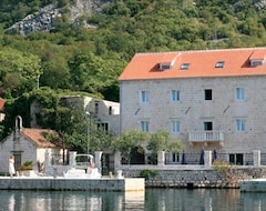 Khách sạn Palazzo Radomiri Heritage Boutique Hotel (Kotor, Montenegro)