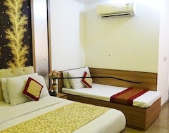 OYO 13299 Hotel Blue Pearl (New Delhi, Indija)