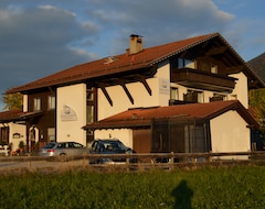 Khách sạn Alpchalet Schwanstein (Halblech, Đức)