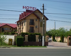Otel Sym (Ploiesti, Romanya)