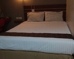 Khách sạn Oyo 3936 Hotel Trisula Makassar (Makassar, Indonesia)