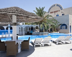 Hotel The Best (Perissa, Greece)