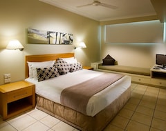 Khách sạn Whitsunday Apartments (Đảo Hamilton, Úc)