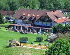 Hotelli Familienparadies Reichenhauser (Keutschach, Itävalta)