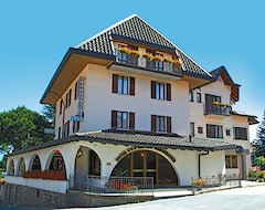 Khách sạn Alpino (Cuasso al Monte, Ý)