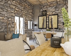 Hotel Lithos Luxury Rooms (Adults Only) (Adamas, Greece)