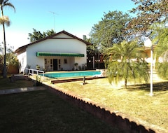 Otel Pousada Villarejo (Bauru, Brezilya)
