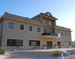 Hotel Giga (Villa Santa Lucia, Italy)