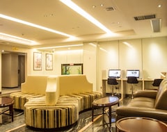 Paco Business Hotel Tianhe Coach Terminal Branch (Guangzhou, China)