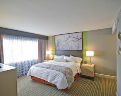 Khách sạn Dt Suites By Hilton Huntsville (Merida, Mexico)